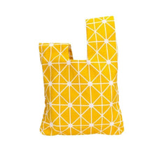 Load image into Gallery viewer, Knotted cotton lunch bag yellow and white chevron
